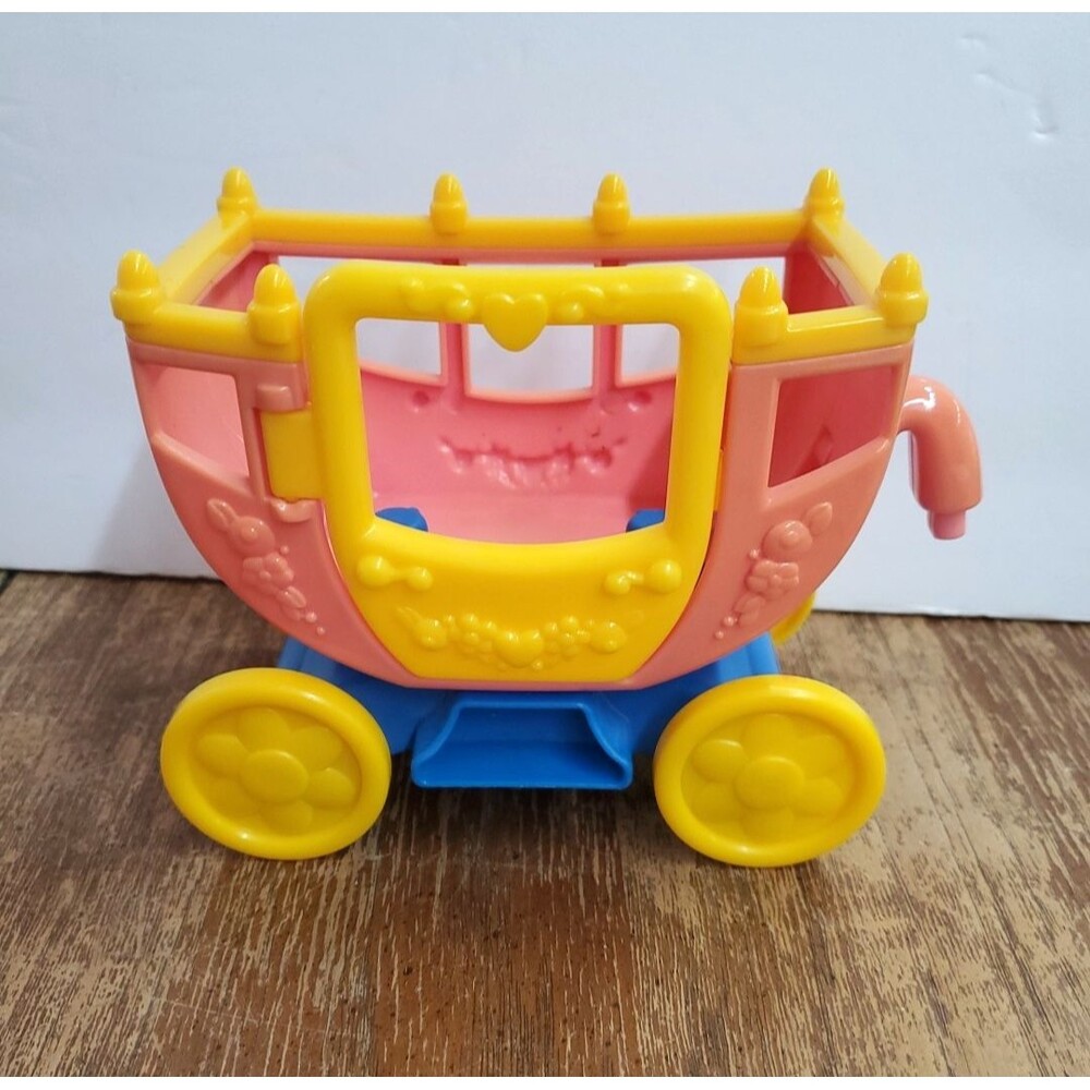 Fisher-Price Little People Disney Princess Cinderella Royal Carriage Pink Coach